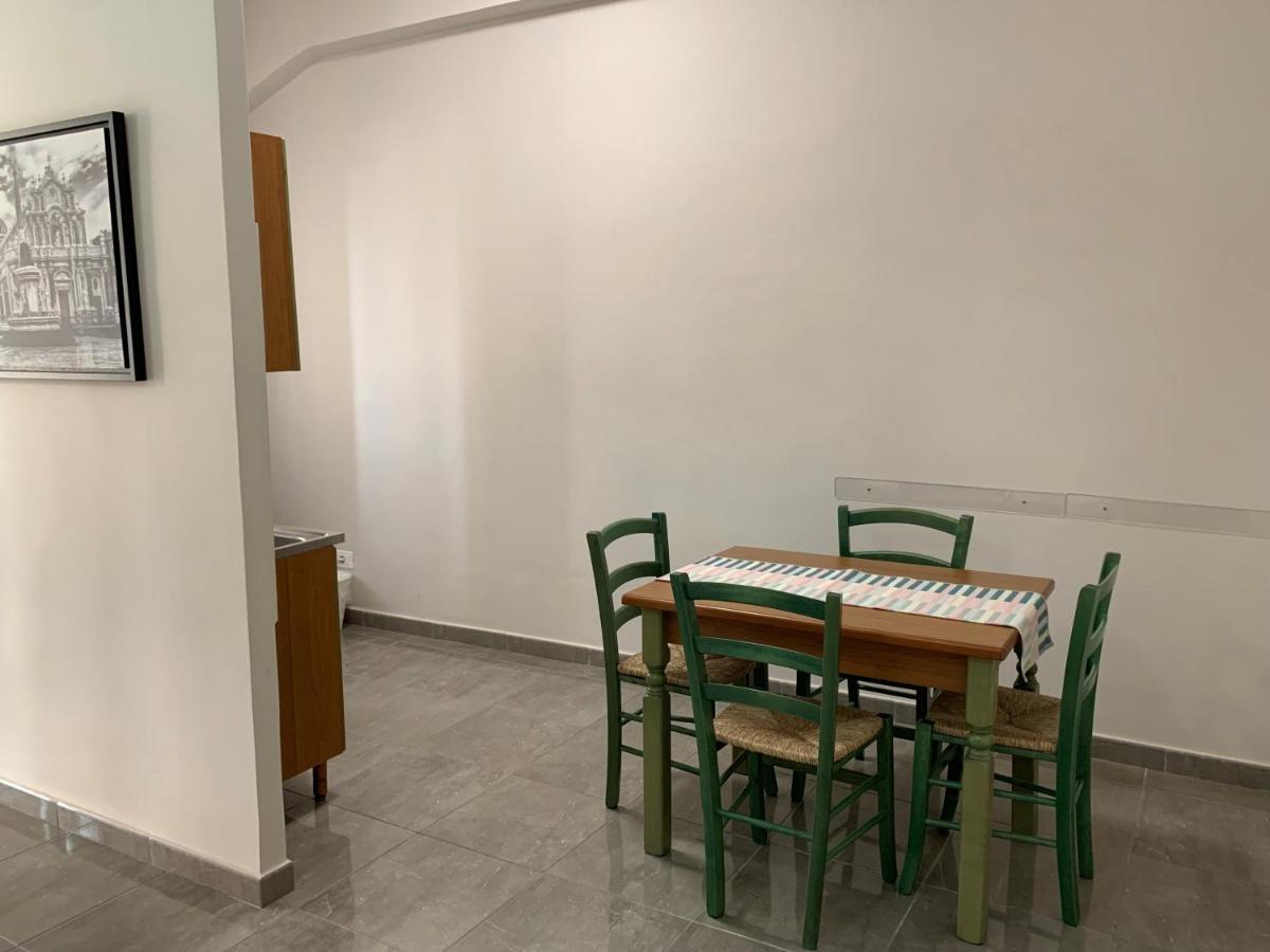 Mita Apartments Катания Экстерьер фото