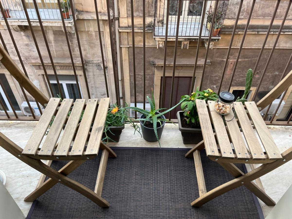 Mita Apartments Катания Экстерьер фото